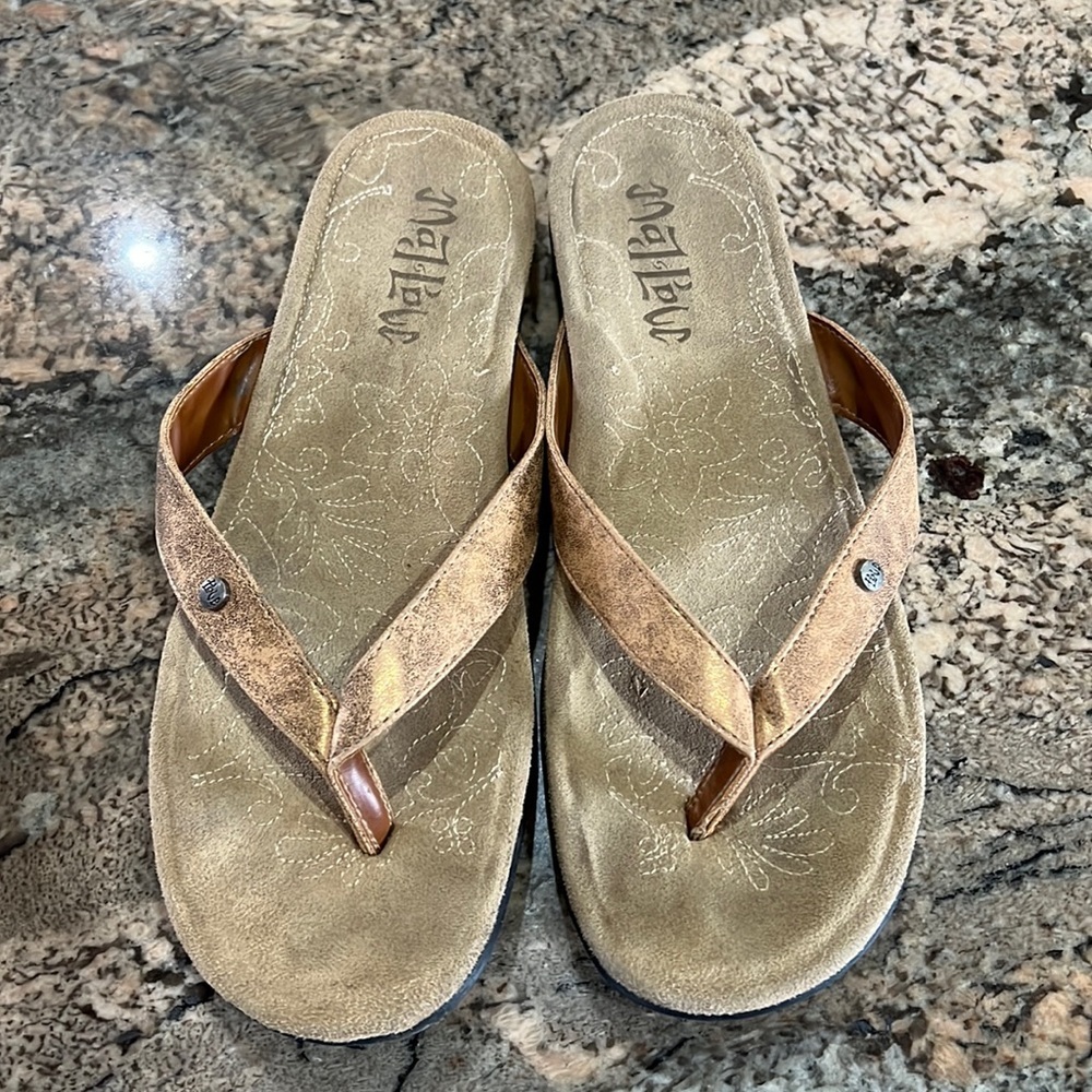 Mad Paw Sandals